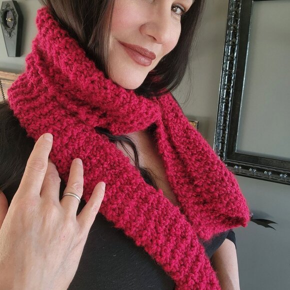 Knit Scarf, Chunky Red Boucle Yarn, "Crimson" OOAK One Of A Kind Cozy Goth Style - Picture 7 of 10